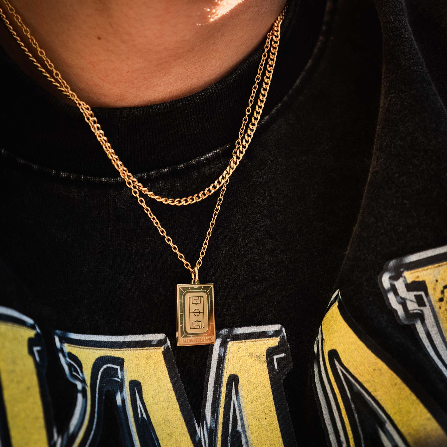 STADIUM PITCH NECKLACE (GOLD)