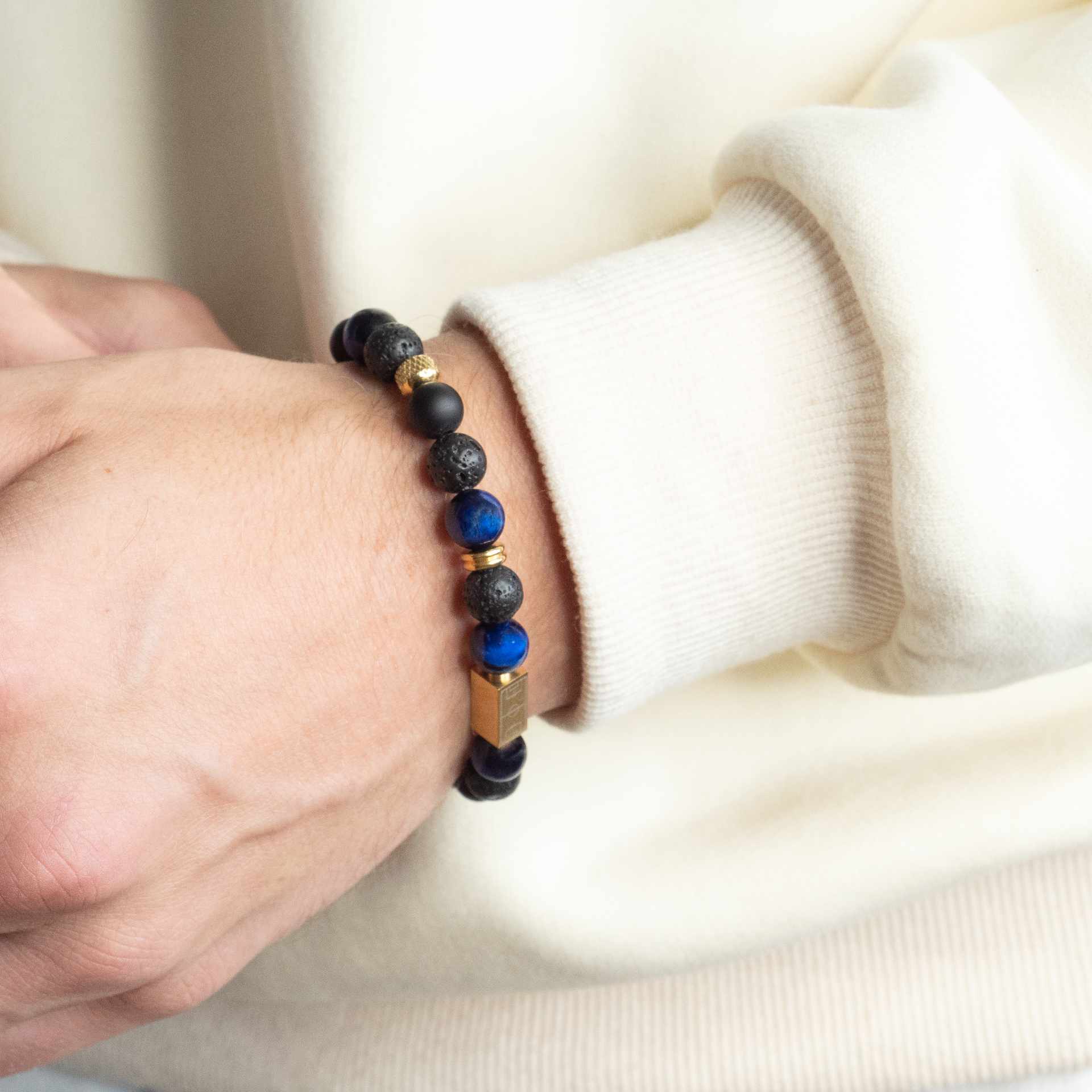 BLACK AND BLUE BRACELET