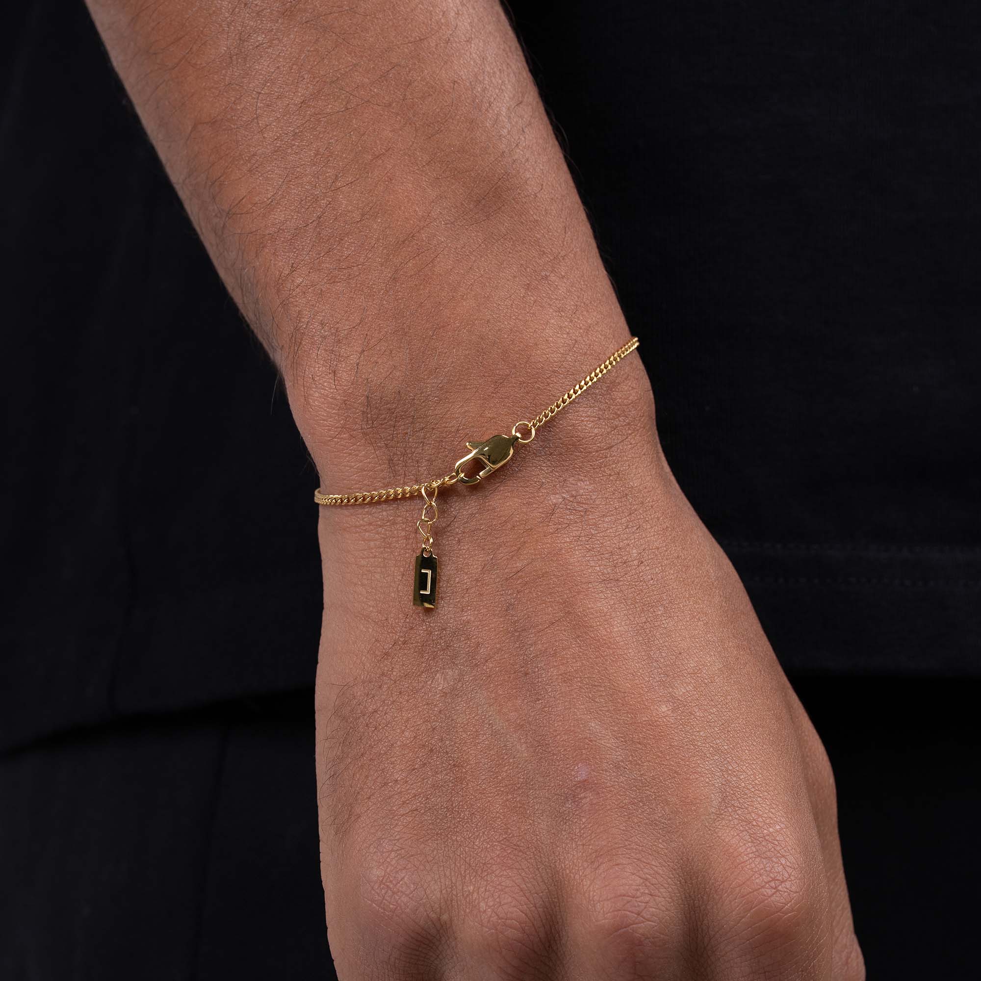 CURB BRACELET 2MM (GOLD)