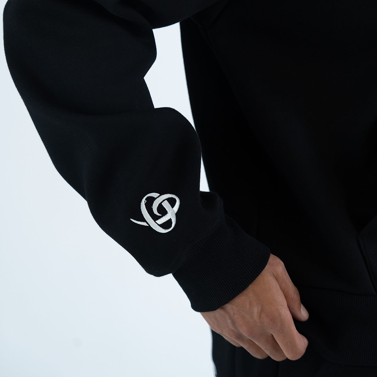 MT90 ZIPPER HOODIE (BLACK)