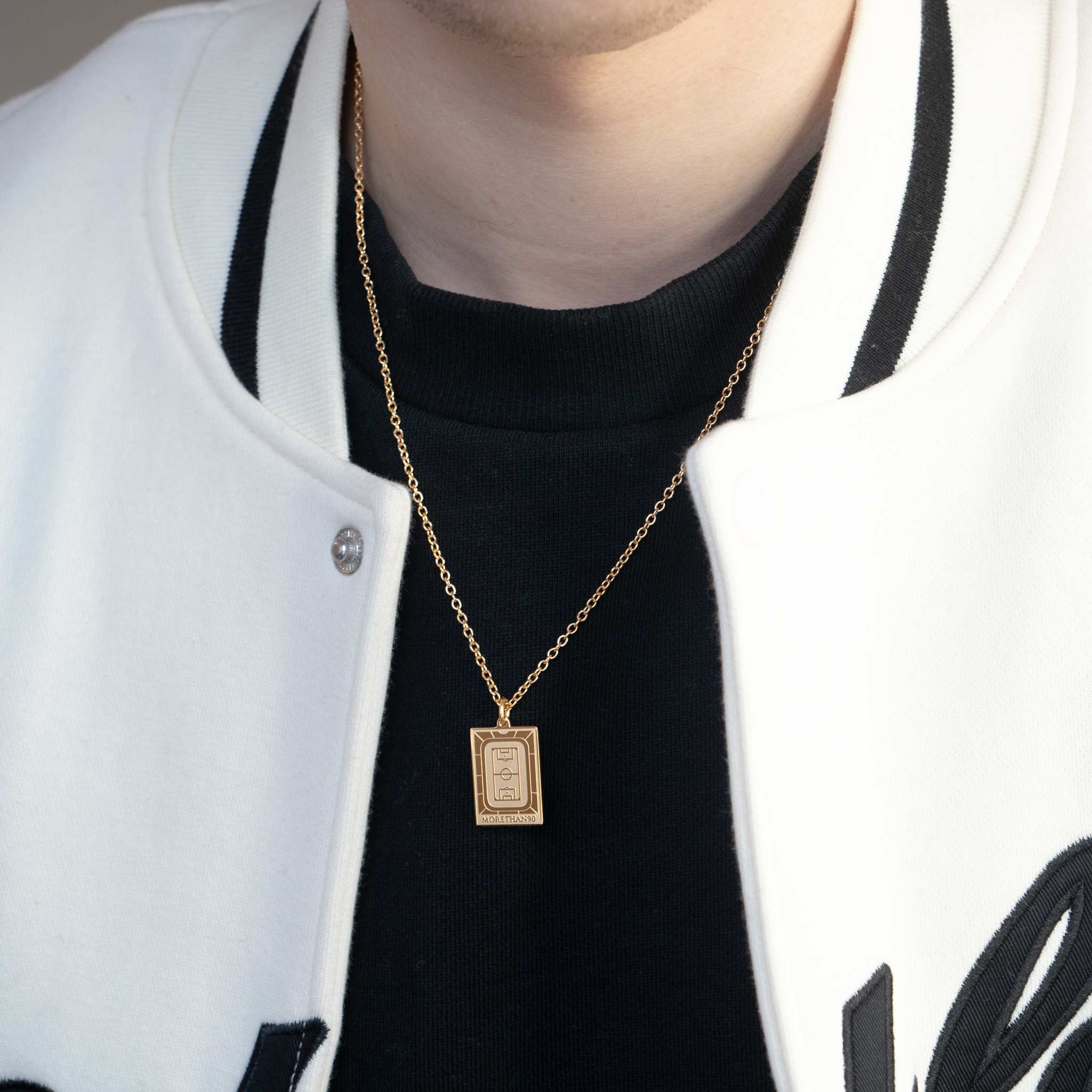 STADIUM PITCH NECKLACE (GOLD)